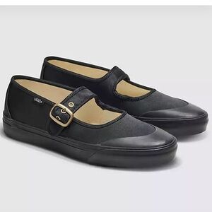 Vans Mary Jane NWT